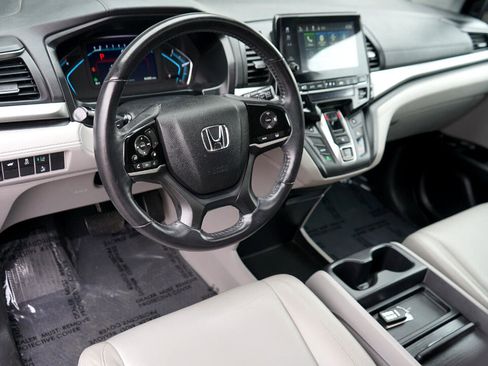 Used 2019 Honda Odyssey EX-L image 9