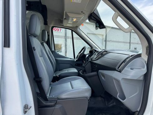 Used 2019 Ford Transit 250 148 Medium Roof RWD image 20