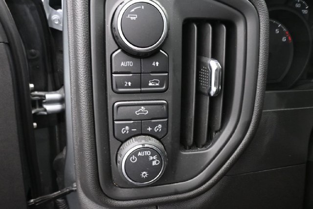 Used 2026 Chevrolet Silverado 1500 Custom w/ Turbomax Blackout Package AWD/4WD image 26