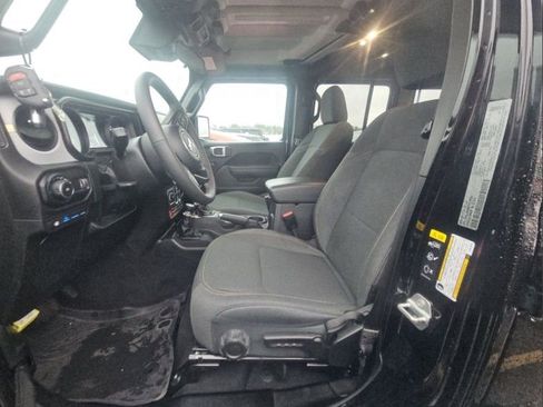 Used 2025 Jeep Wrangler Unlimited Sport S 4xe image 3