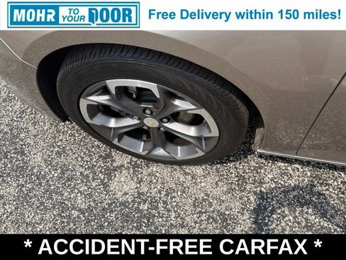 Used 2022 Chevrolet Malibu LT w/ Leather Package FWD image 11