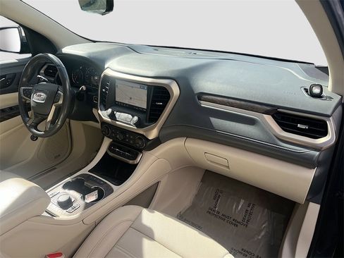 Used 2020 GMC Acadia Denali w/ Denali Ultimate Package image 32