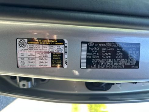 Certified 2024 Hyundai Santa Fe Limited FWD image 29