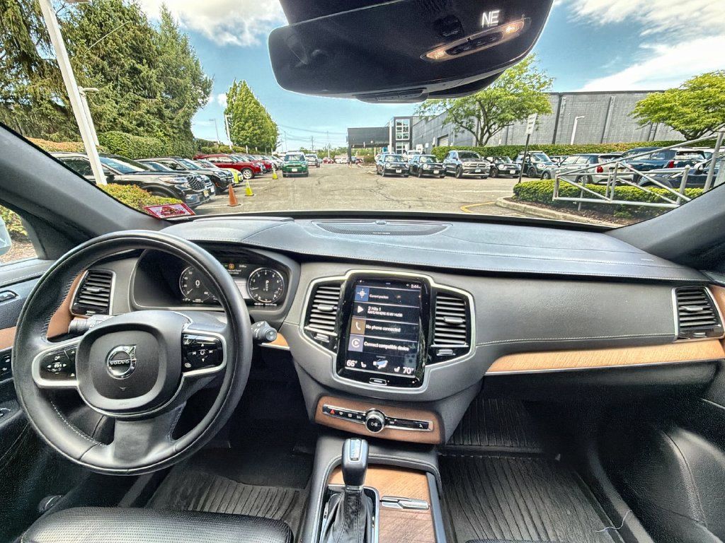 Used 2019 Volvo XC90 T6 Inscription w/ Advanced Package AWD/4WD image 18