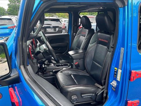 Used 2021 Jeep Gladiator Rubicon AWD/4WD image 10