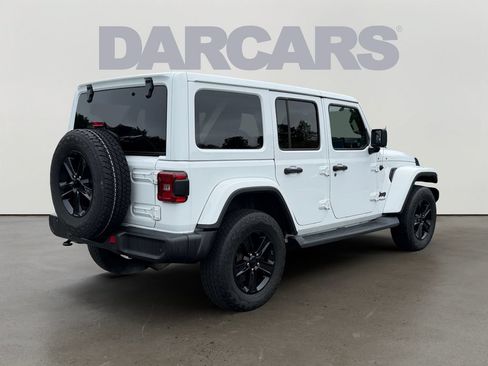 Used 2021 Jeep Wrangler Unlimited Sahara AWD/4WD image 6