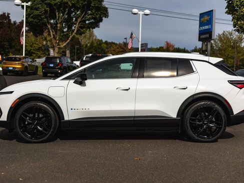 New 2026 Chevrolet Equinox EV LT w/ LPO, Blackout Package image 24