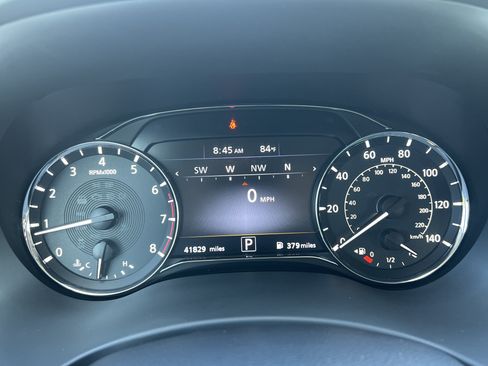 Used 2023 INFINITI QX80 Premium Select w/ All-Season Package RWD image 21