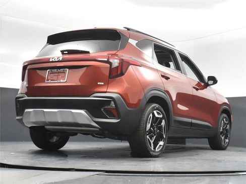 New 2026 Kia Seltos SX w/ SX Sunroof Package image 14