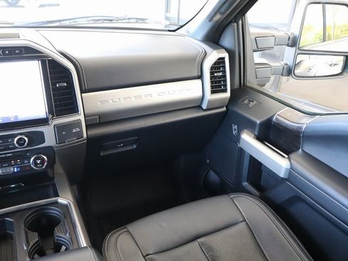 Used 2022 Ford F250 Lariat w/ Lariat Ultimate Package image 25