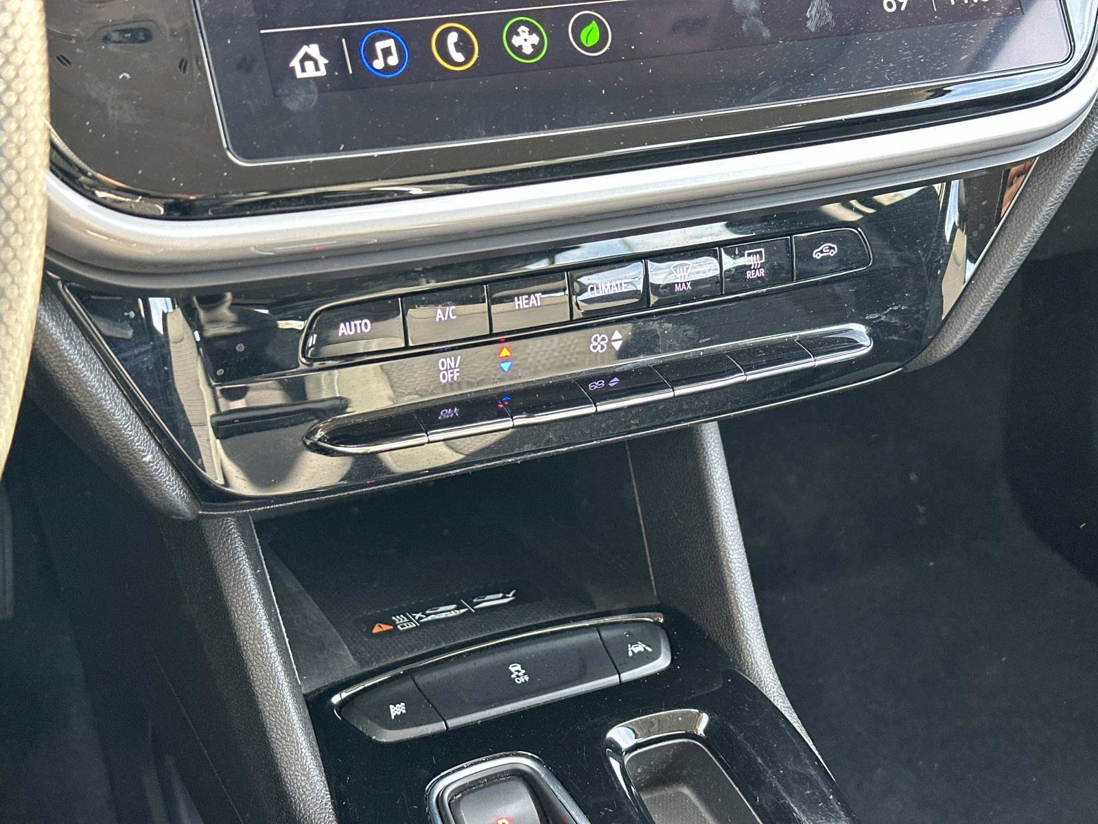 Certified 2023 Chevrolet Bolt EUV LT w/ Driver Confidence Package FWD image 29