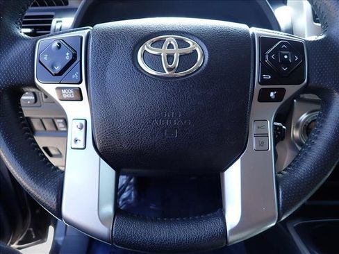 Used 2022 Toyota 4Runner SR5 Premium AWD/4WD image 17