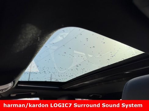 Used 2016 Mercedes-Benz E 350 Sedan image 2