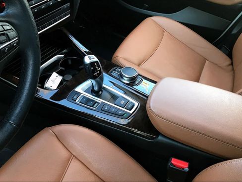 Used 2017 BMW X3 xDrive28i image 16