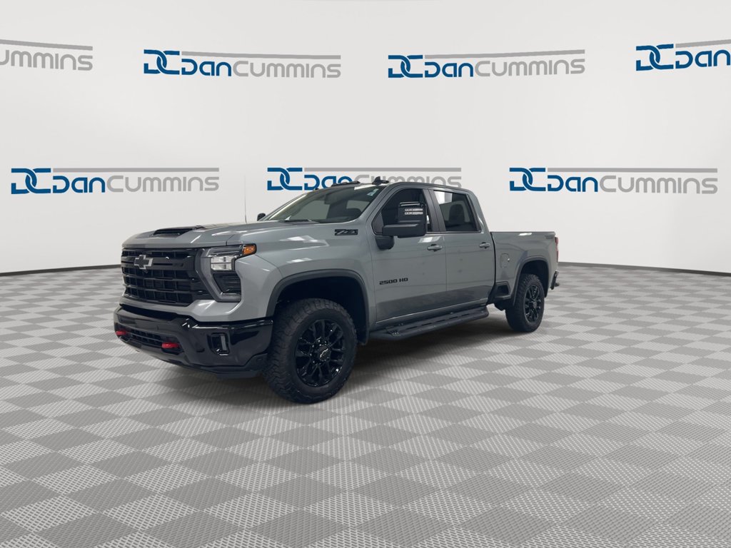 Used 2025 Chevrolet Silverado 2500 LT w/ Trail Boss Package AWD/4WD image 4