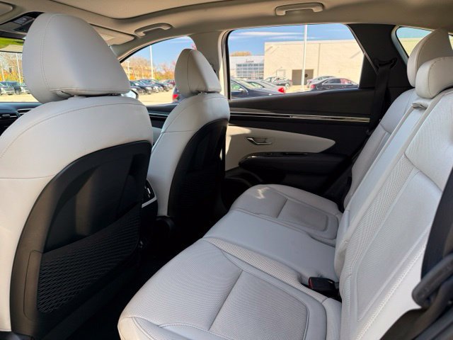 Used 2024 Hyundai Tucson Limited AWD/4WD image 32
