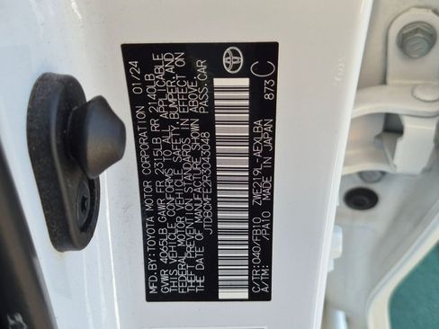 Certified 2024 Toyota Corolla LE FWD image 24