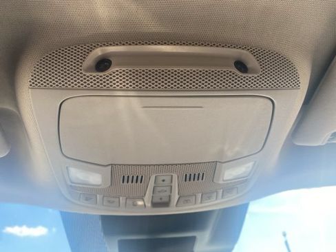 Used 2021 Ford Expedition Platinum AWD/4WD image 25