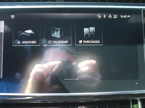 Used 2025 Audi Q7 3.0T Premium AWD/4WD image 53