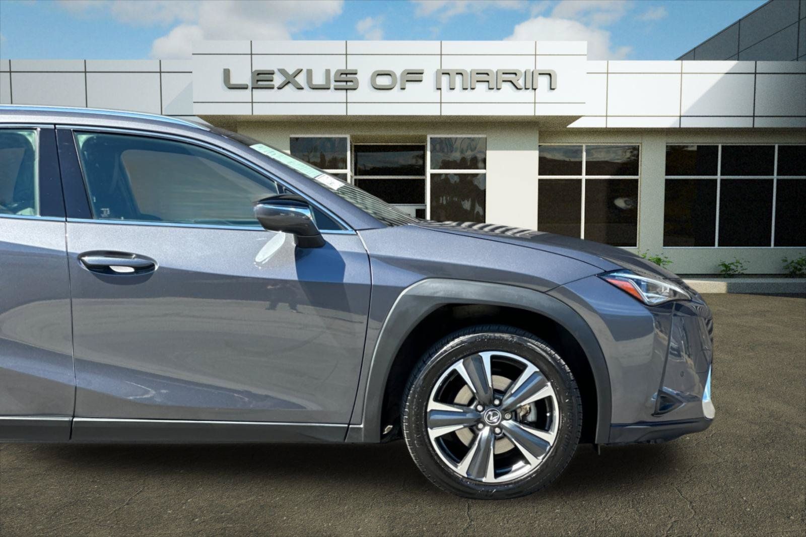 Used 2022 Lexus UX 200 w/ Accessory Package (Z2) FWD image 34