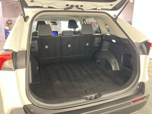 Used 2024 Toyota RAV4 XLE image 26