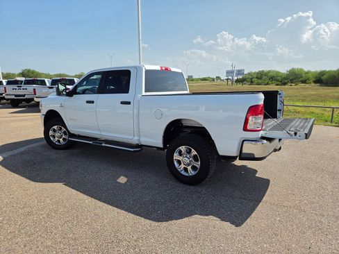 Used 2024 RAM 2500 Big Horn w/ Off Road Package AWD/4WD image 27