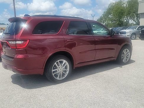 Used 2024 Dodge Durango GT AWD/4WD image 3