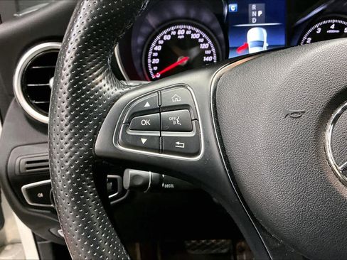 Used 2019 Mercedes-Benz GLC 300 4MATIC image 20