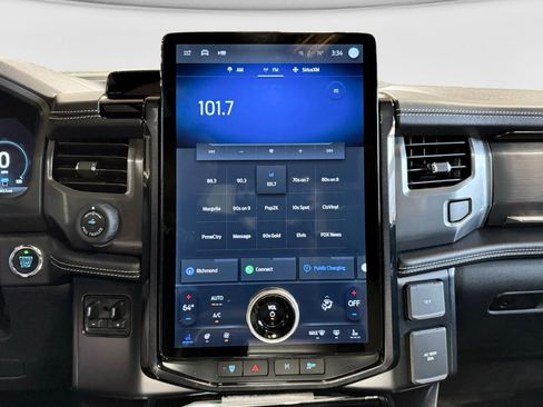 Used 2023 Ford F150 Lightning Platinum AWD/4WD image 11