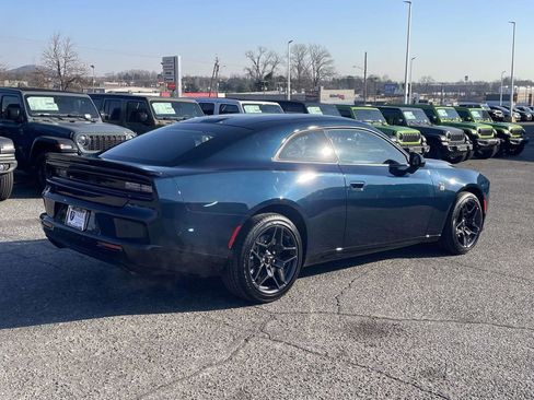 New 2026 Dodge Charger Scat Pack w/ Blacktop Package AWD/4WD image 8