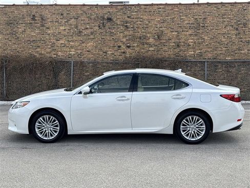 Used 2014 Lexus ES 350 w/ Luxury Package image 8