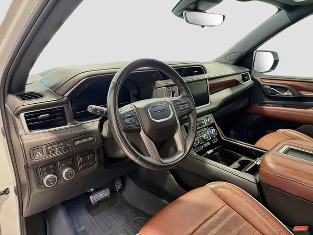 Used 2023 GMC Yukon Denali Ultimate AWD/4WD image 9