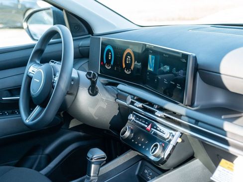 New 2026 Hyundai Tucson SEL image 12