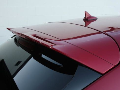 Used 2020 Maserati Levante S GranSport image 11