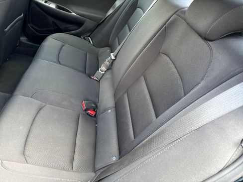 Used 2021 Chevrolet Malibu LS image 9