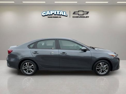 Used 2023 Kia Forte LXS image 6