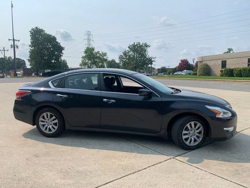 Used 2015 Nissan Altima 2.5 S w/ Power Driver Seat Package FWD image 8