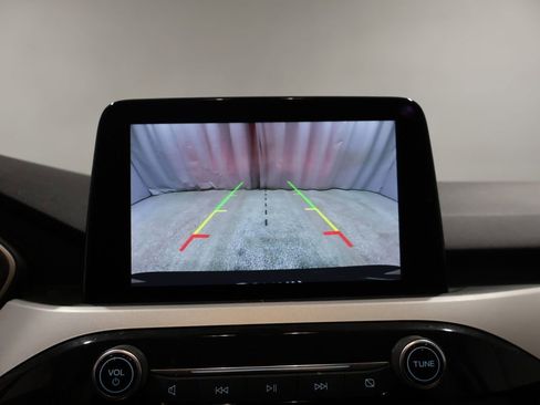 Used 2021 Ford Escape SE image 26