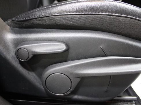 Used 2019 Jeep Compass Altitude image 25