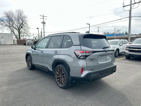 Used 2025 Subaru Forester Sport image 11