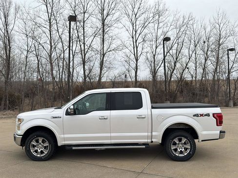 Used 2016 Ford F150 Lariat image 2
