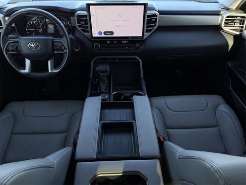 Used 2022 Toyota Tundra Limited image 11