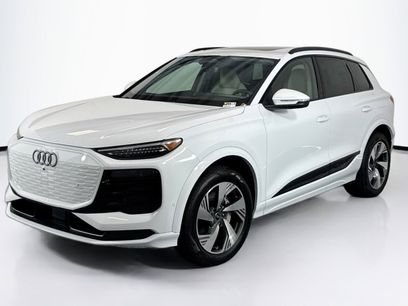 New 2025 Audi Q6 e-tron Premium Plus