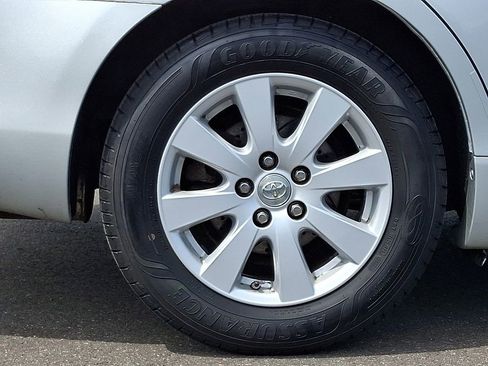 Used 2007 Toyota Camry XLE image 9