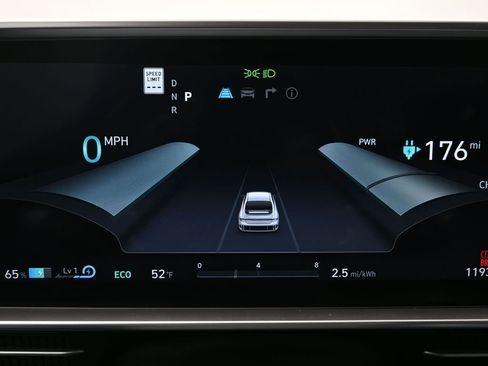 Certified 2024 Hyundai Ioniq 6 SEL image 9