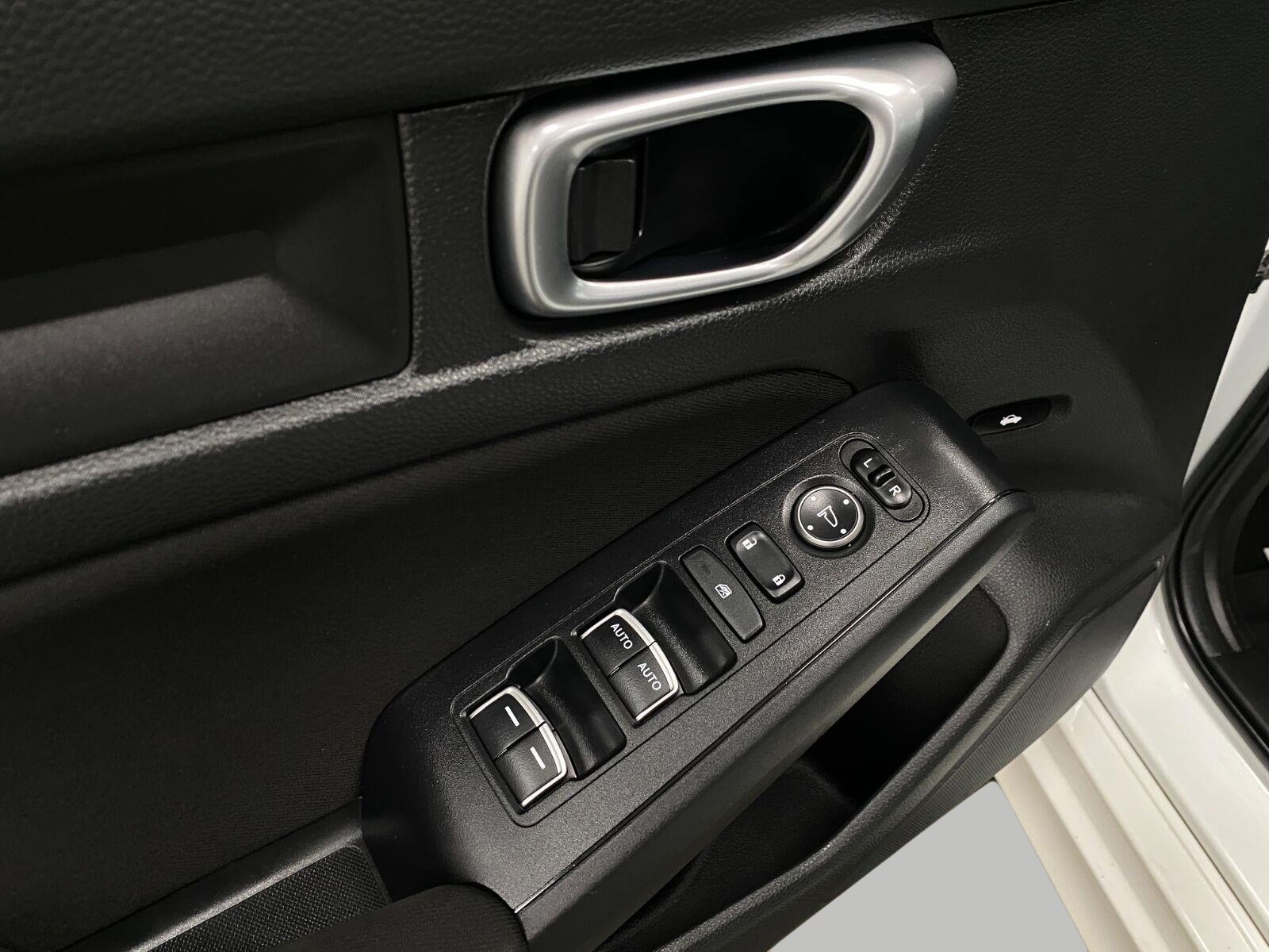 Used 2023 Honda Civic Sport image 27