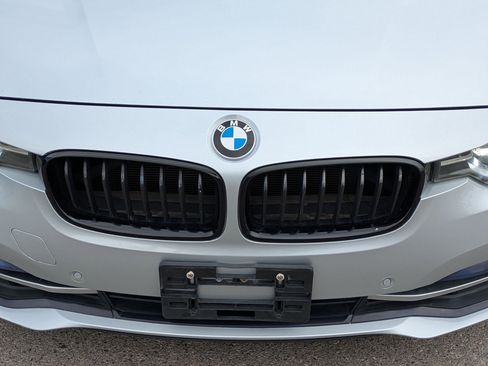 Used 2017 BMW 330i Sedan image 9