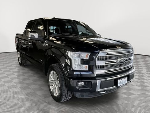 Used 2015 Ford F150 Platinum w/ Equipment Group 701A Luxury image 5