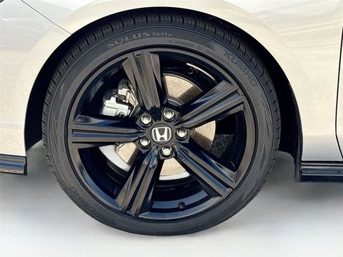 Certified 2024 Honda Accord Sport image 34