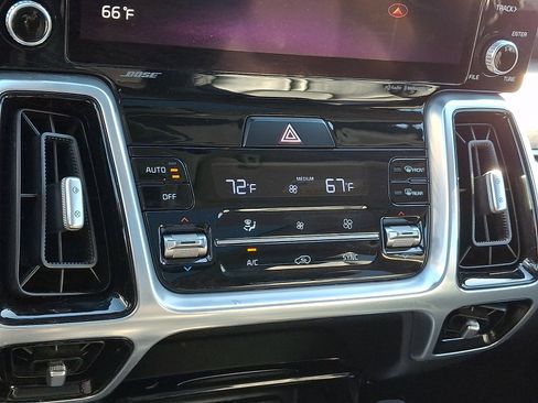 Used 2021 Kia Sorento SX Prestige image 15